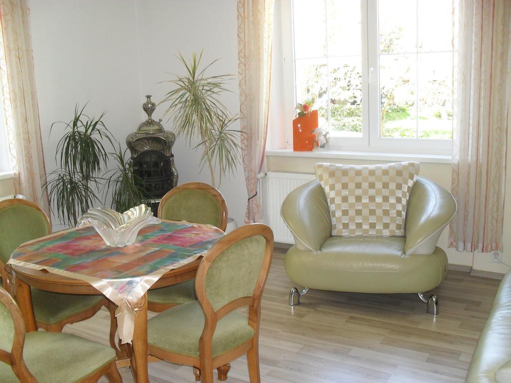Pension Rak Karlovy Vary Extérieur photo
